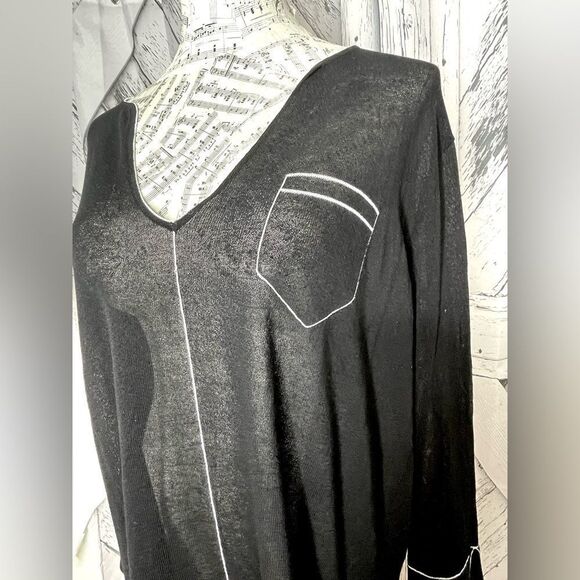 Kerisma Lightweight Semi-Sheer V-Neck Sweater Black w/White Trim M/L - Picture 3 of 7